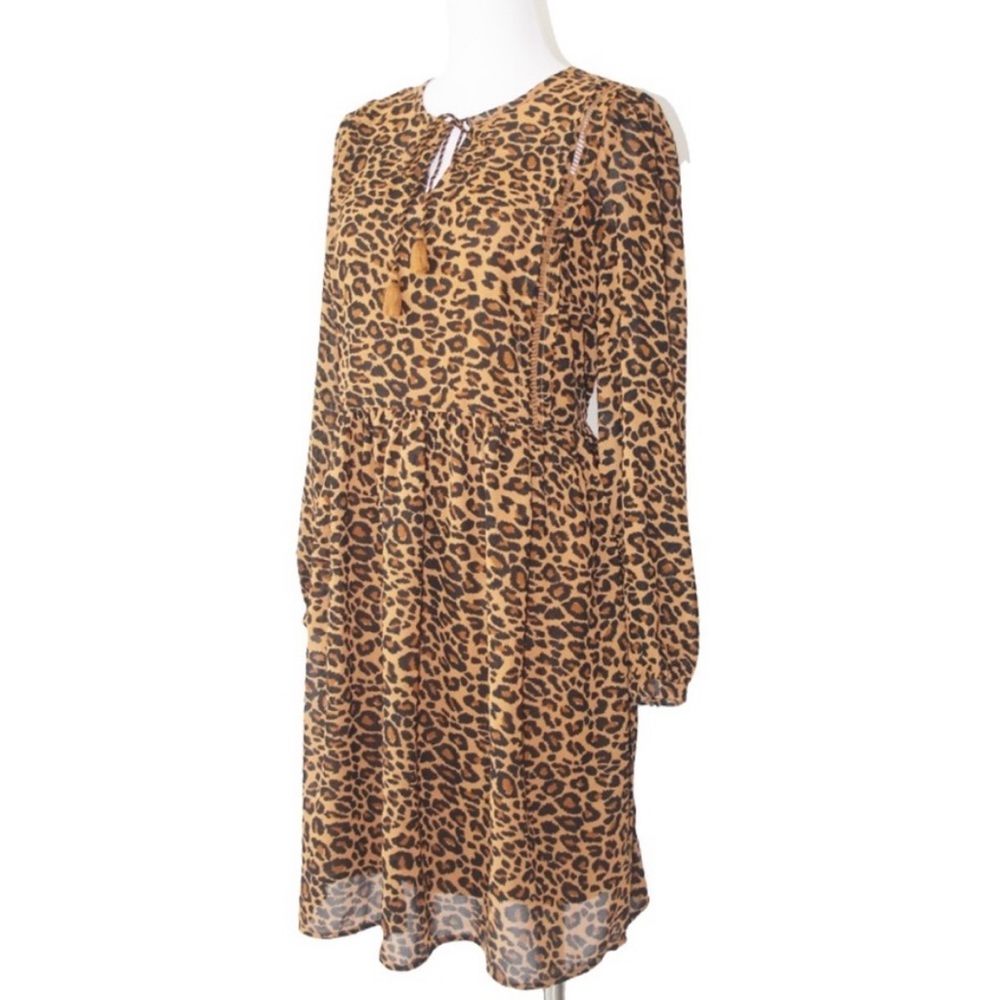 Women's MED Animal Print Babydoll Boho Long Sleeved Dress - NWT - Picture 2 of 16
